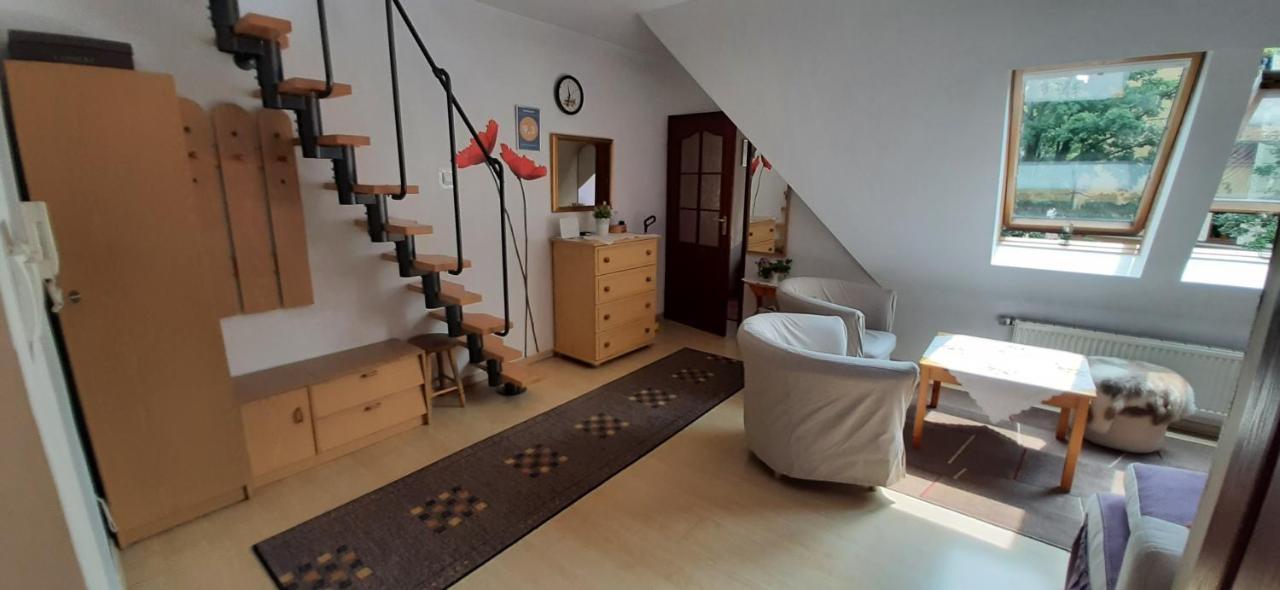 Leonia Apartments زاكوباني المظهر الخارجي الصورة